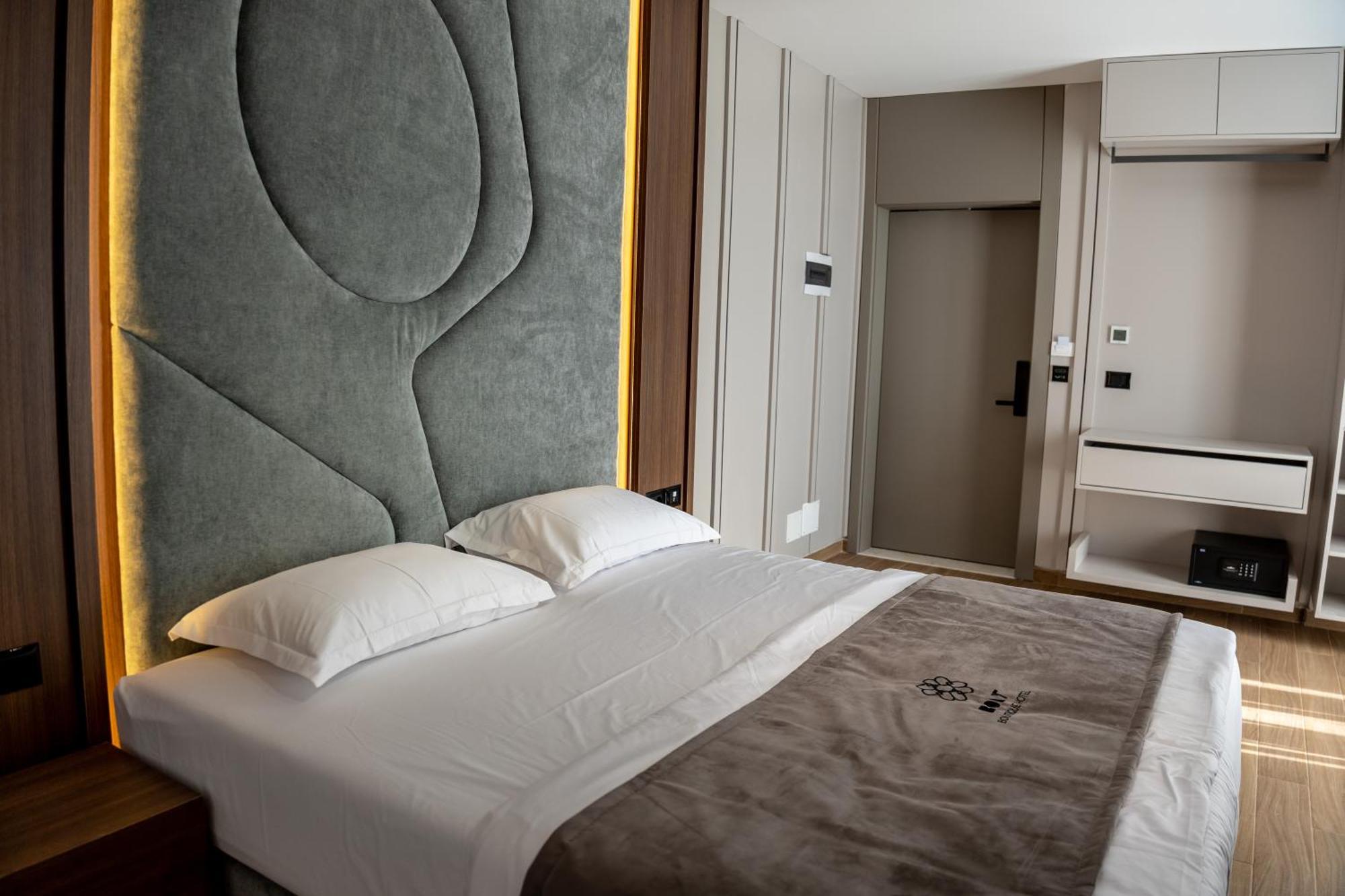 Bolt Boutique Hotel Lezhe Luaran gambar