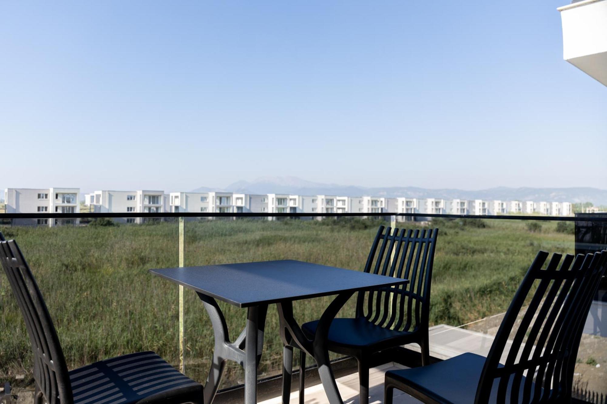 Bolt Boutique Hotel Lezhe Luaran gambar
