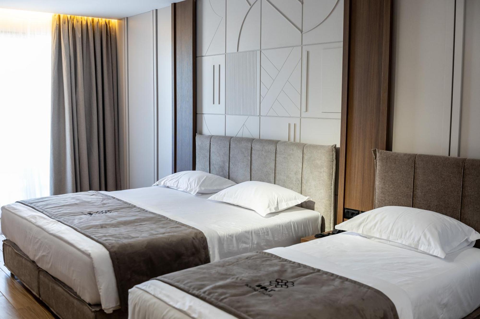 Bolt Boutique Hotel Lezhe Luaran gambar