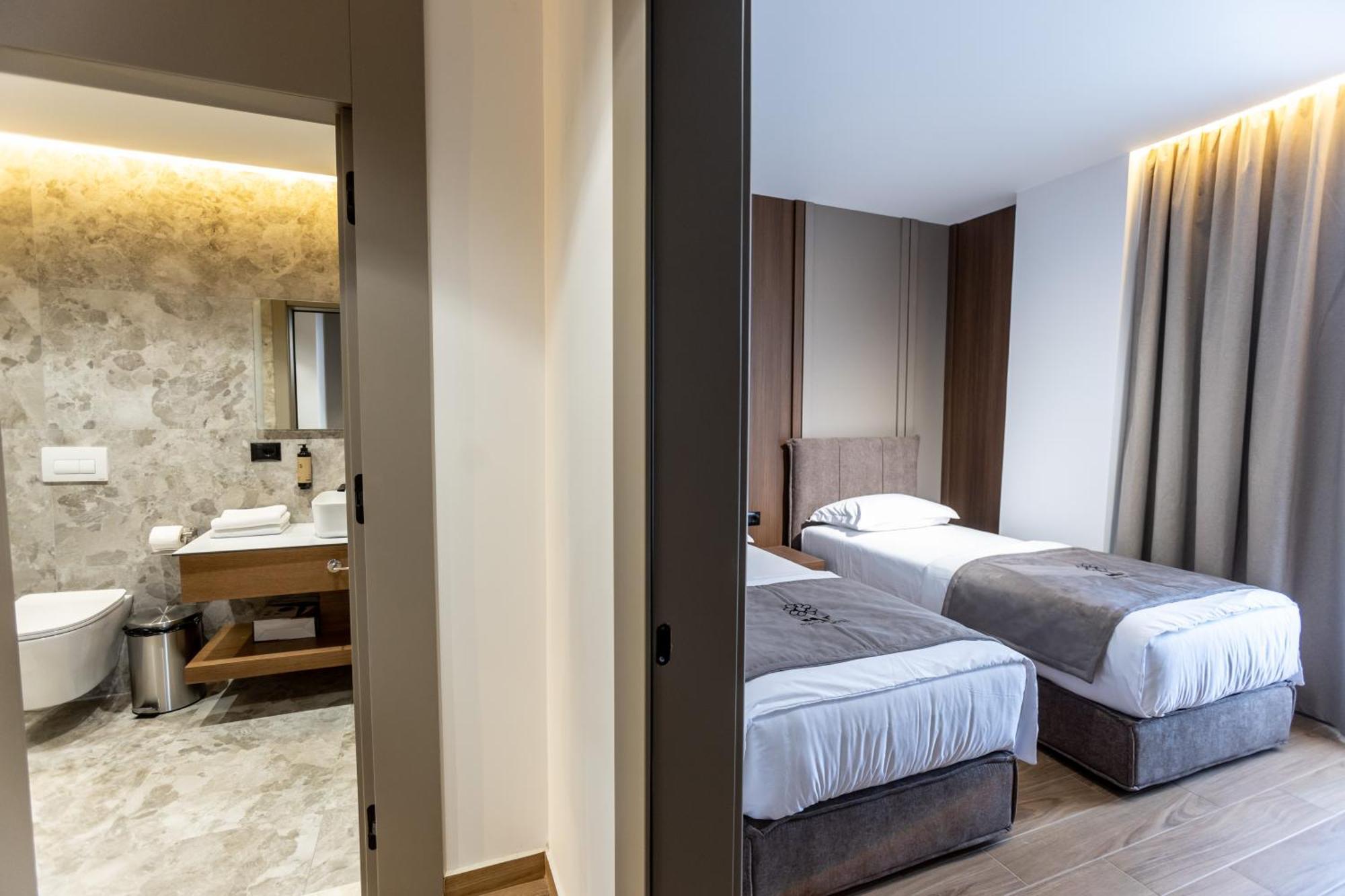 Bolt Boutique Hotel Lezhe Luaran gambar