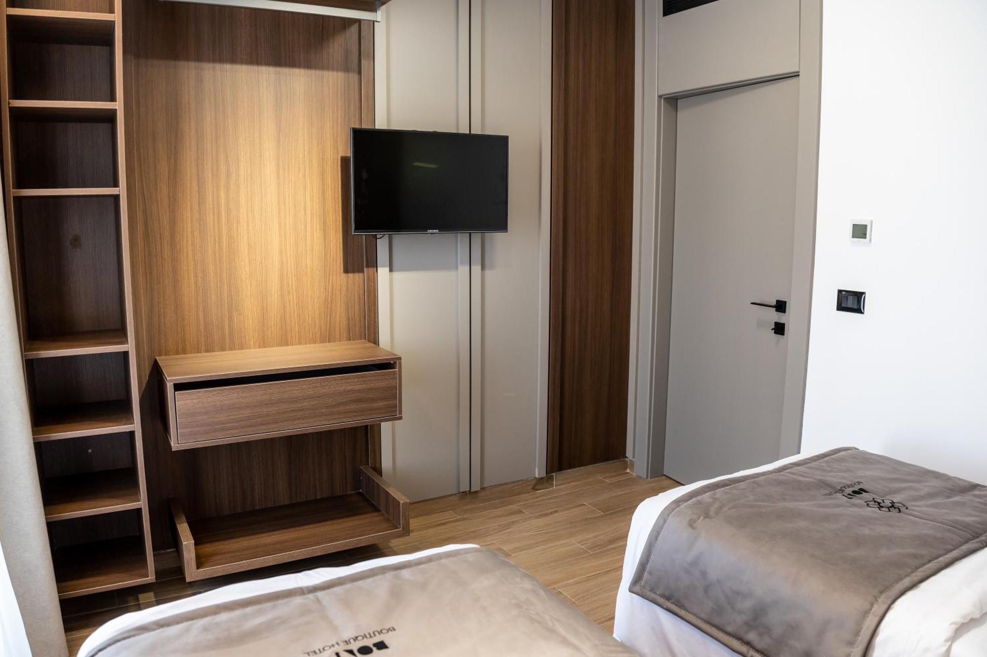 Bolt Boutique Hotel Lezhe Luaran gambar